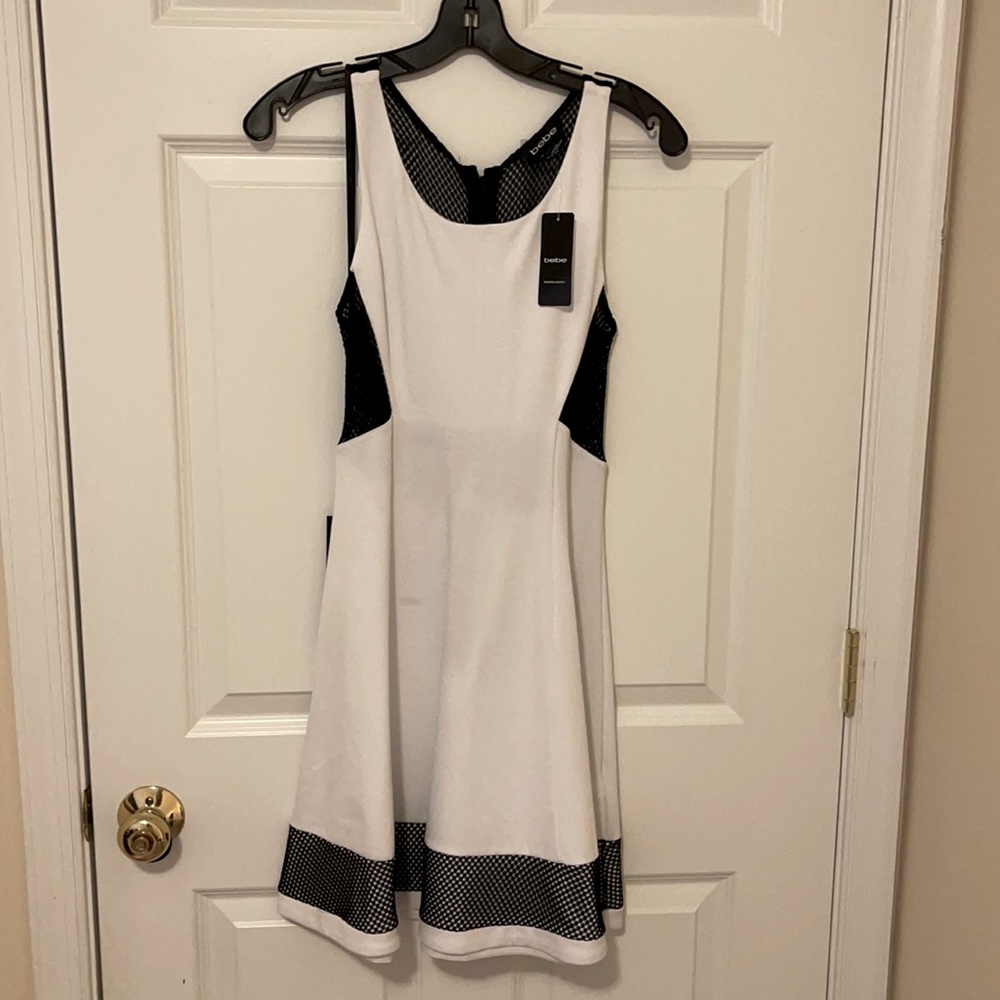 BEBE- Colorblock fit n flare black/white dress